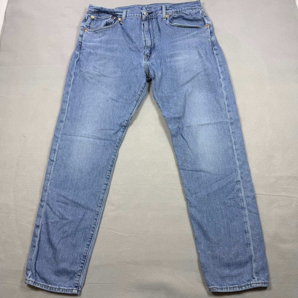 Levis Premium 502 Regular Taper Jeans Mens 36x32 Blue Light Wash 28833-1082